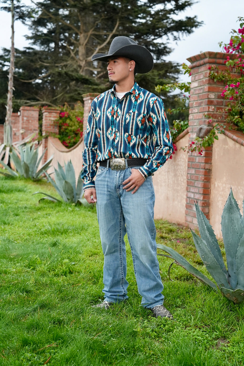SIERRA BLUE AZTEC LONG SLEEVE