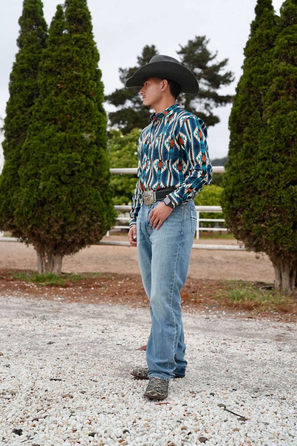 SIERRA BLUE AZTEC LONG SLEEVE